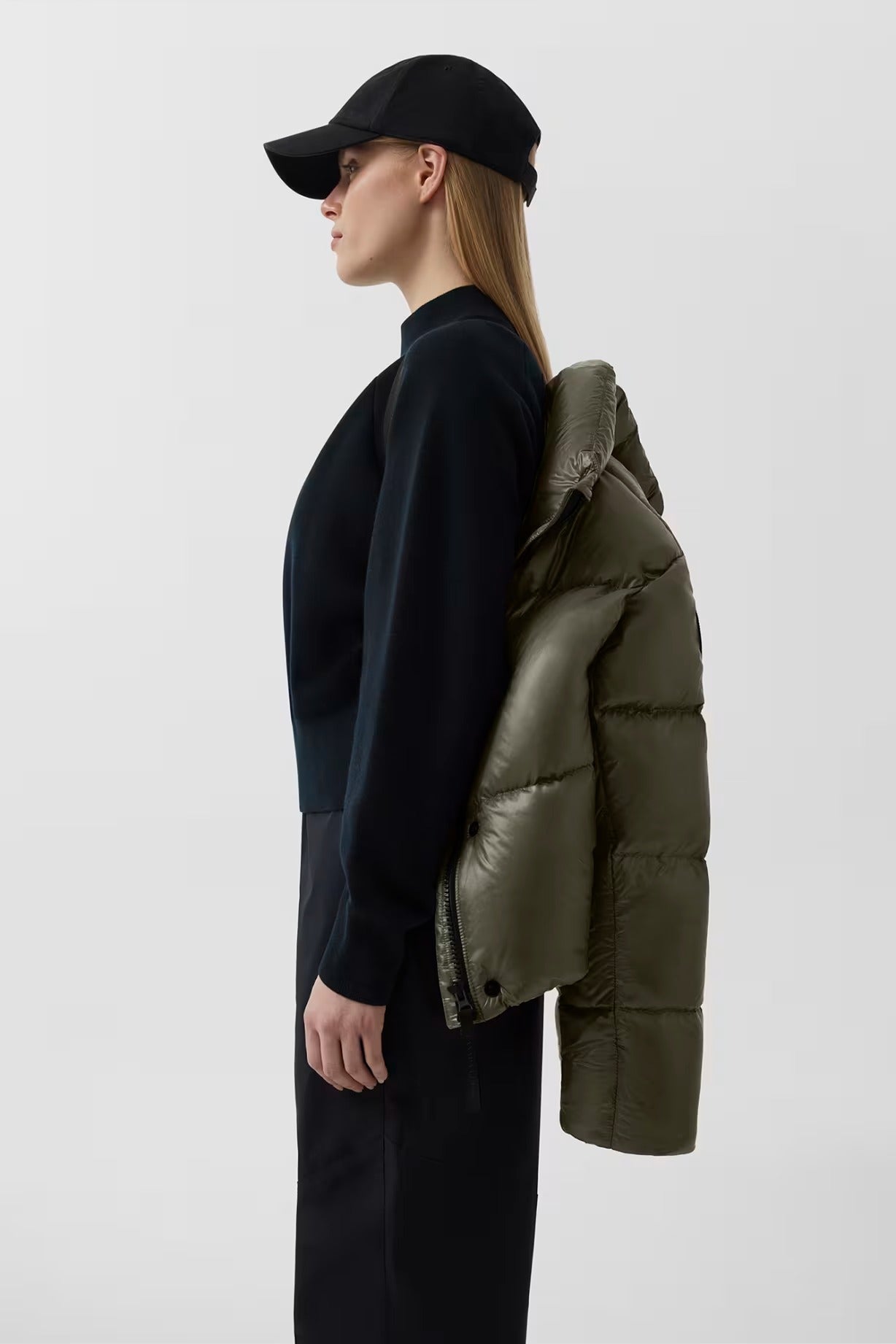 Cypress Cropped Puffer Black Disc